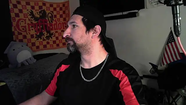 Snapshot of DevilPup75_ chatting on 10/01/25, 01:17 DevilPup75  online show from 10/01/25, 01:17