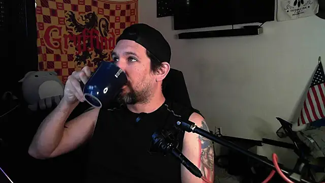 Snapshot of DevilPup75_ chatting on 10/02/25, 01:29 DevilPup75  online show from 10/02/25, 01:29
