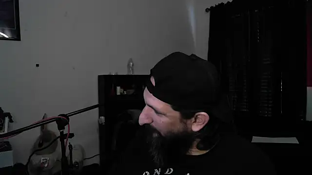 Snapshot of DevilPup75_ chatting on 05/11/26, 04:04 DevilPup75 online show from 05/11/26, 04:04