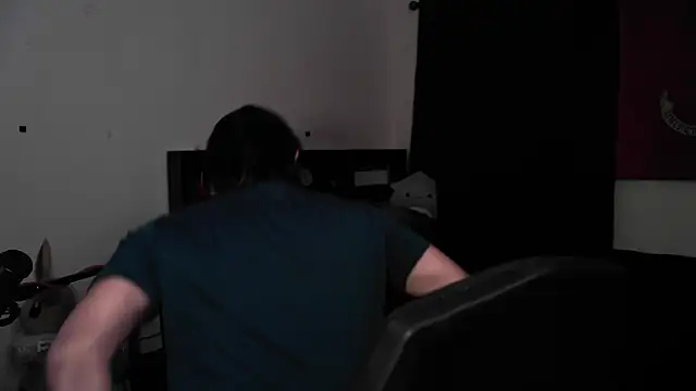 Snapshot of DevilPup75_ chatting on 05/14/26, 05:25 DevilPup75 online show from 05/14/26, 05:25