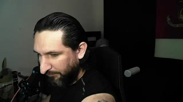 Snapshot of DevilPup75_ chatting on 05/23/26, 04:00 DevilPup75 online show from 05/23/26, 04:00