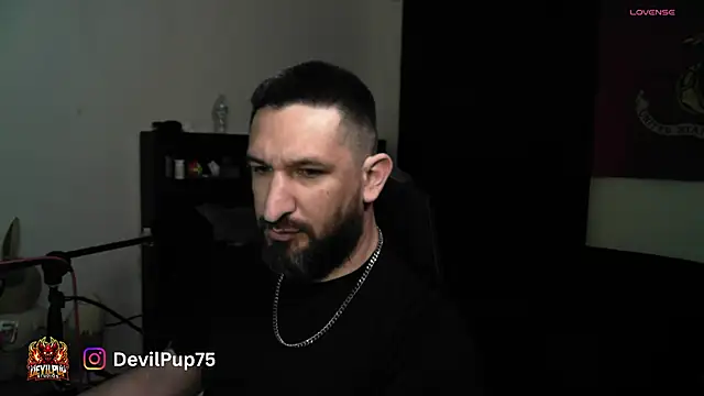 Snapshot of DevilPup75_ chatting on 05/26/26, 06:42 DevilPup75 online show from 05/26/26, 06:42