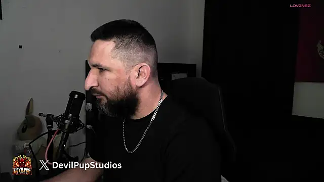 Snapshot of DevilPup75_ chatting on 05/27/26, 01:30 DevilPup75 online show from 05/27/26, 01:30