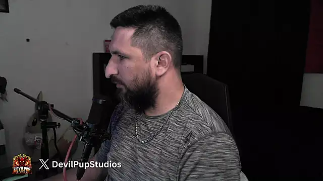 Snapshot of DevilPup75_ chatting on 06/05/26, 04:19 DevilPup75 online show from 06/05/26, 04:19