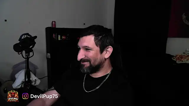Snapshot of DevilPup75_ chatting on 07/20/26, 10:39 DevilPup75 online show from 07/20/26, 10:39