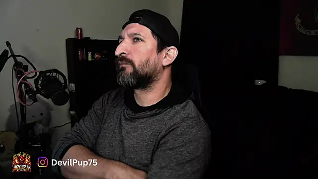 Snapshot of DevilPup75_ chatting on 07/25/26, 06:00 DevilPup75 online show from 07/25/26, 06:00