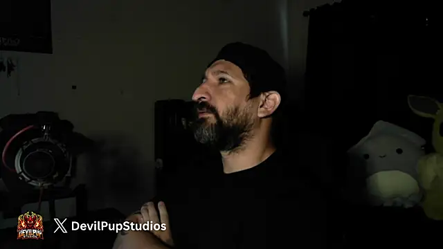 Snapshot of DevilPup75_ chatting on 08/06/26, 01:35 DevilPup75 online show from 08/06/26, 01:35