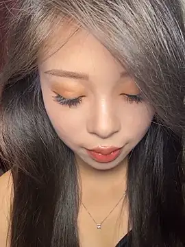 Snapshot of tuanzi125216 chatting on 10/14/25, 08:04 tuanzi125216 online show from 10/14/25, 08:04