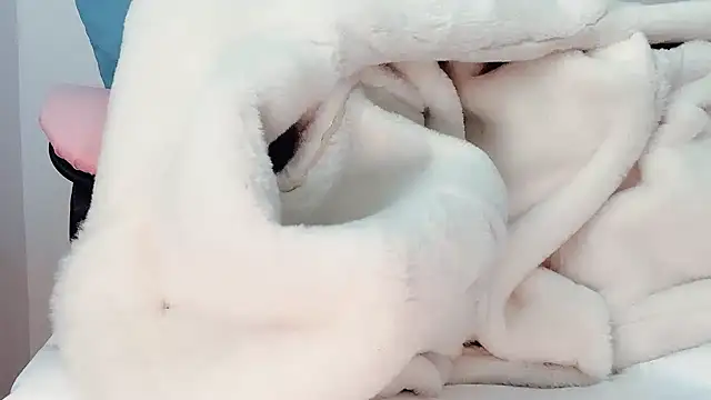 Eloise131499 online show from 01/07/26, 01:24