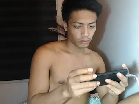 Snapshot of Asian_gregor chatting on 09/19/25, 07:03 Asian gregor online show from 09/19/25, 07:03