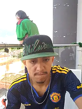 Snapshot of skinny23cm chatting on 12/06/24, 11:54 skinny23cm online show from 12/06/24, 11:54