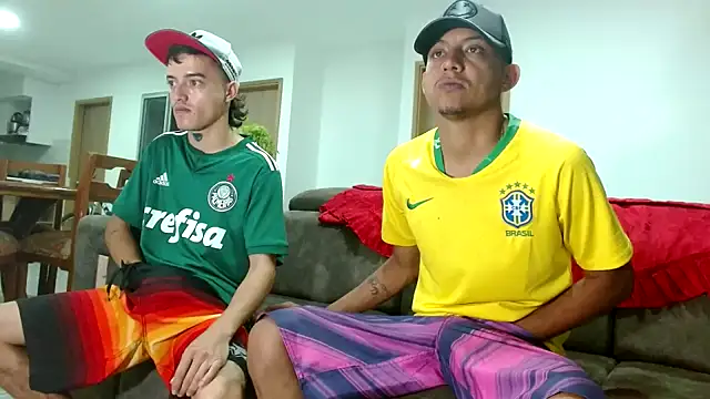 Snapshot of skinny23cm chatting on 01/09/25, 10:20 skinny23cm online show from 01/09/25, 10:20