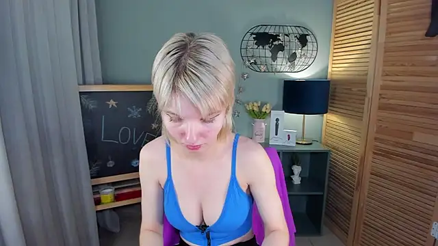 Snapshot of Madelaineses chatting on 02/26/26, 08:57 Madelaineses online show from 02/26/26, 08:57