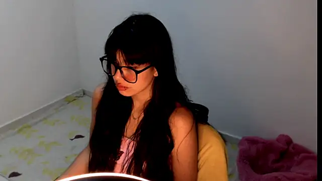 Snapshot of meganmiauu chatting on 05/23/26, 12:09 meganmiauu online show from 05/23/26, 12:09
