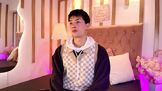 OzorioDany online show from 02/19/26, 04:19