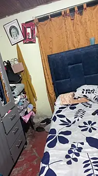 EmilyDuran  online show from 04/07/26, 02:01