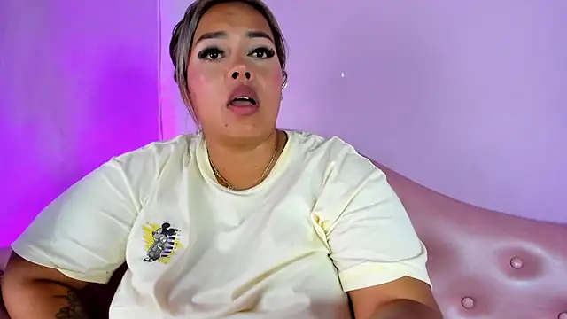 EmilyDuran  online show from 04/26/26, 11:08