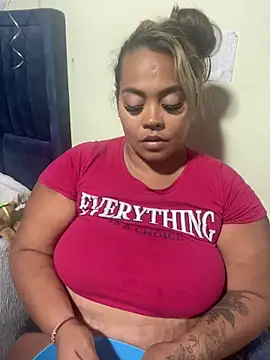 Snapshot of EmilyDuran_ chatting on 06/26/26, 10:03 EmilyDuran online show from 06/26/26, 10:03