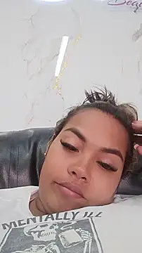 Snapshot of EmilyDuran_ chatting on 07/08/26, 01:59 EmilyDuran online show from 07/08/26, 01:59