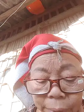 VangLe73 online show from 11/25/25, 08:25