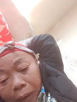 VangLe73 online show from 12/15/25, 06:06