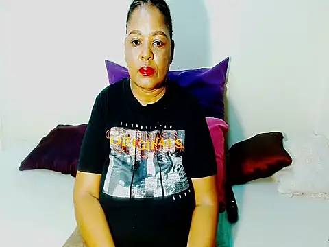 Love-Racheal75 online show from 04/14/26, 02:28