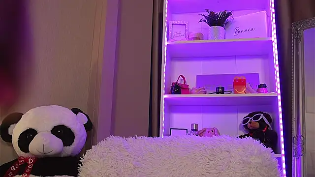 GiaBlu online show from 10/20/25, 08:42