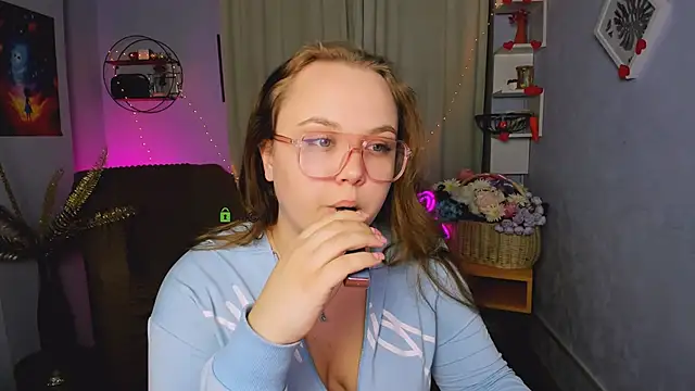 keri ti online show from 04/08/26, 07:25