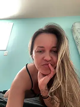 Snapshot of sonyaxbelle chatting on 02/11/26, 06:02 sonyaxbelle online show from 02/11/26, 06:02