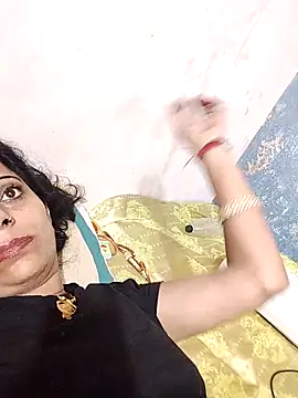Snapshot of Soniya_Roy chatting on 09/15/25, 02:22 Soniya Roy online show from 09/15/25, 02:22