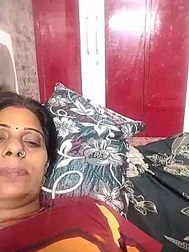 Snapshot of Soniya_Roy chatting on 09/16/25, 04:08 Soniya Roy online show from 09/16/25, 04:08