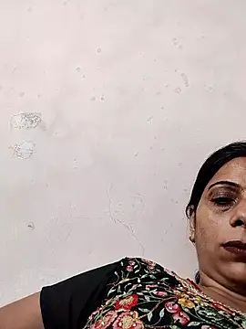 Snapshot of Soniya_Roy chatting on 09/20/25, 11:11 Soniya Roy online show from 09/20/25, 11:11