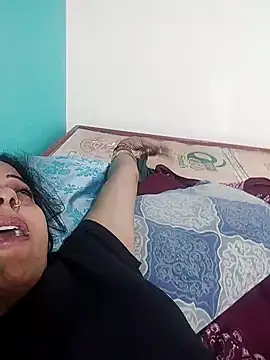 Snapshot of Soniya_Roy chatting on 09/25/25, 01:42 Soniya Roy online show from 09/25/25, 01:42