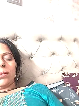 Soniya Roy online show from 04/13/26, 01:27