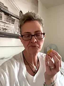 Curvy-Jinx online show from 01/06/26, 02:10