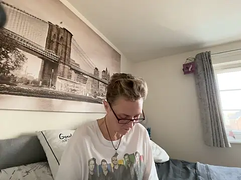 Curvy-Jinx online show from 03/05/26, 08:43