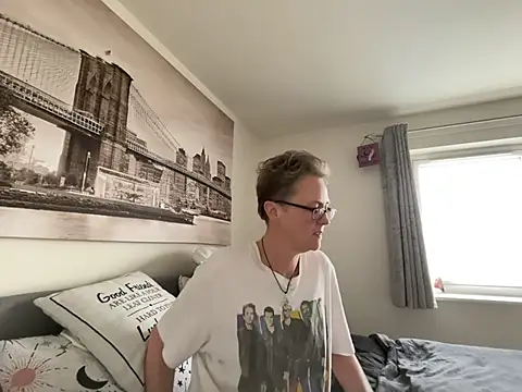 Curvy-Jinx online show from 03/09/26, 08:51