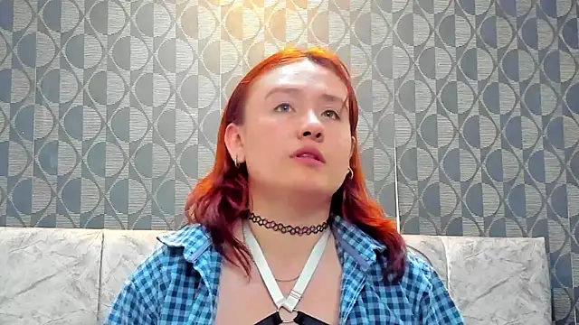 Snapshot of AliaMiller_ chatting on 09/30/25, 11:32 AliaMiller online show from 09/30/25, 11:32