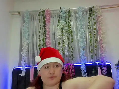 AliaMiller  online show from 12/21/25, 12:56