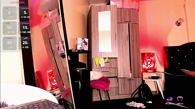 Rossedewitt  online show from 02/18/26, 06:59