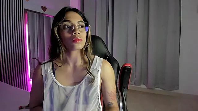 rachell owen online show from 12/05/25, 04:43