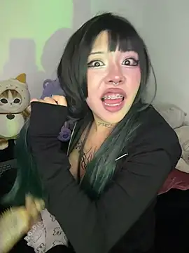 Snapshot of Kitty_yukimura chatting on 05/27/26, 02:08 Kitty yukimura online show from 05/27/26, 02:08