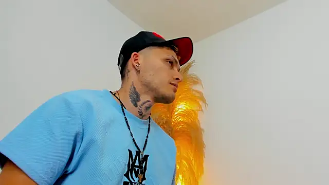 Snapshot of Kieran_kian chatting on 02/24/26, 01:36 Kieran kian online show from 02/24/26, 01:36