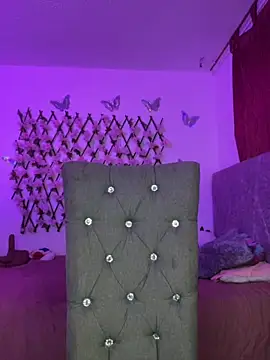 Dominic Schmit01 online show from 10/05/25, 01:15