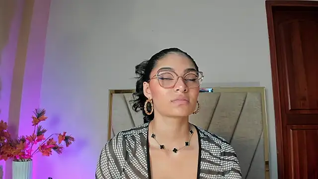 LunaAspen  online show from 02/03/26, 05:51