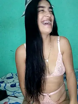 Snapshot of Bigtiti01 chatting on 09/29/25, 08:13 Bigtiti01 online show from 09/29/25, 08:13