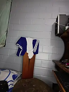 Bigtiti01 online show from 12/14/25, 07:07