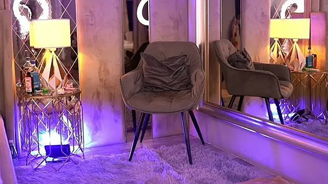 FrancescaDante online show from 02/26/26, 06:56