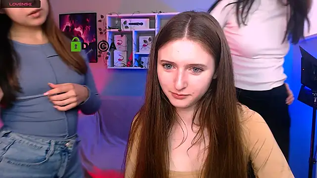 nekky mouse online show from 09/12/25, 09:42