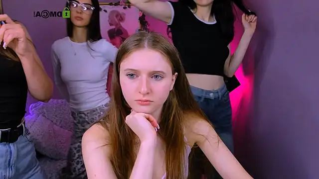 nekky mouse online show from 10/06/25, 09:29